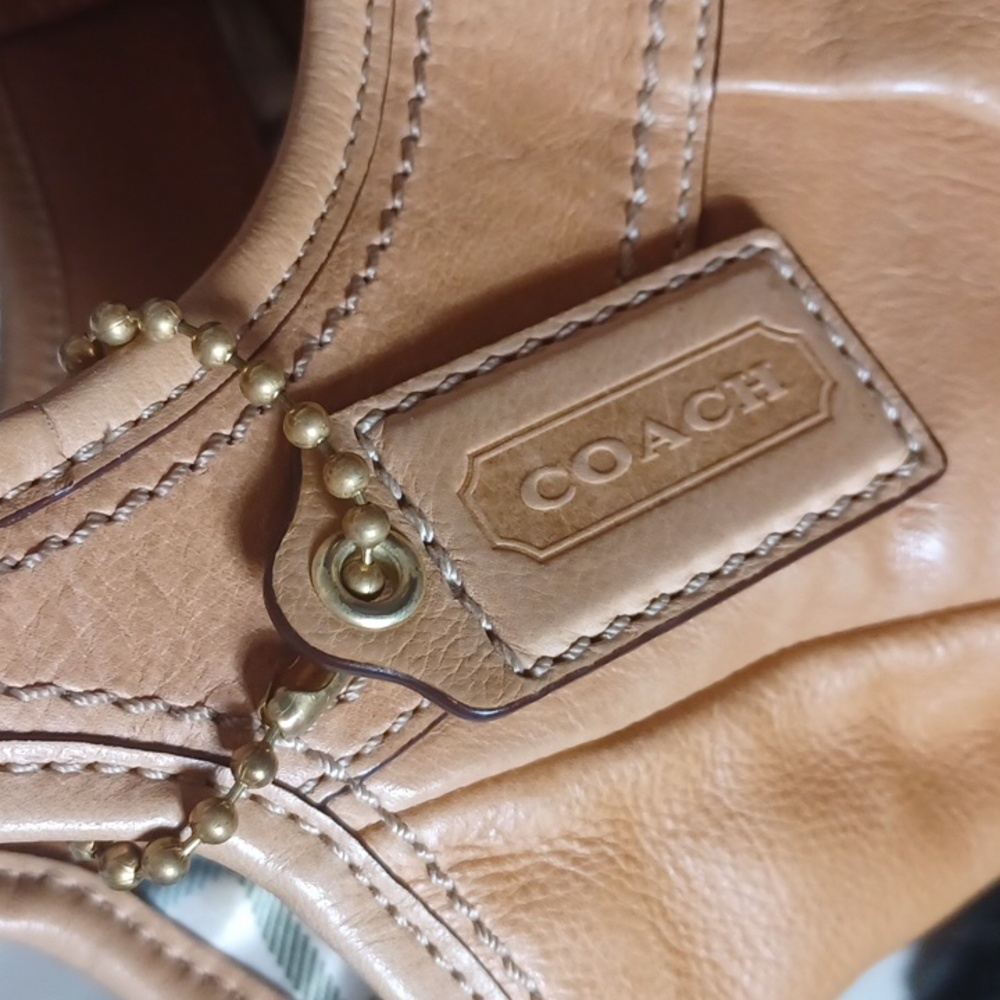13IN COACH 2008 PLEATED ERGO 12240 TATTERSAL SHOULDER BAG - Picture 16 of 17